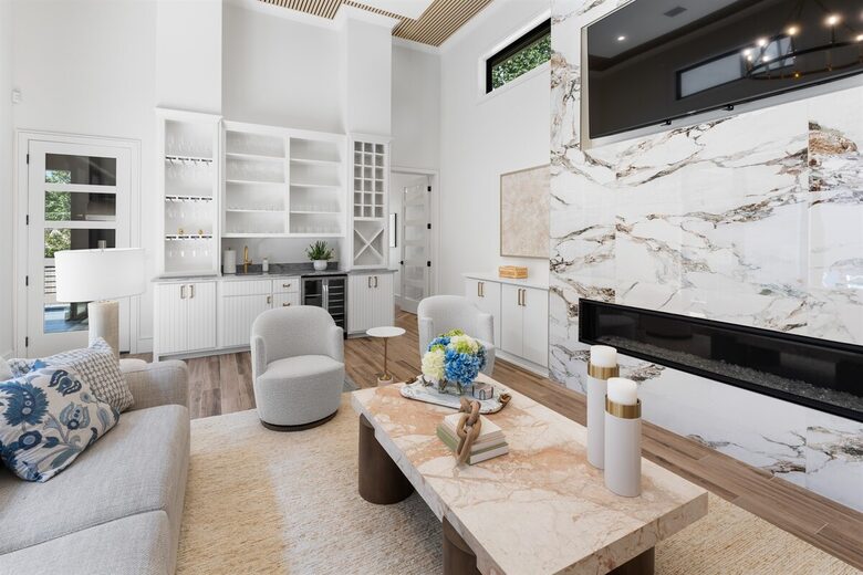 Luxury Brookside Retreat with Pool & Hot Tub - Tulsa, Oklahoma