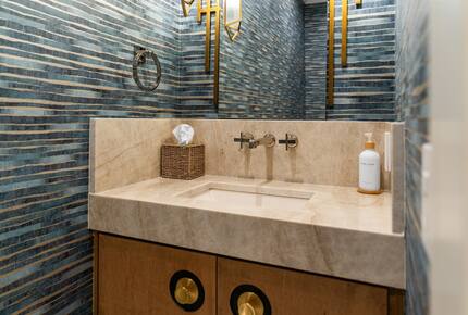 Luxury Brookside Retreat with Pool & Hot Tub - Tulsa, Oklahoma