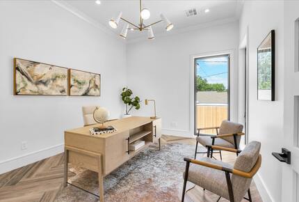 Luxury Brookside Retreat with Pool & Hot Tub - Tulsa, Oklahoma