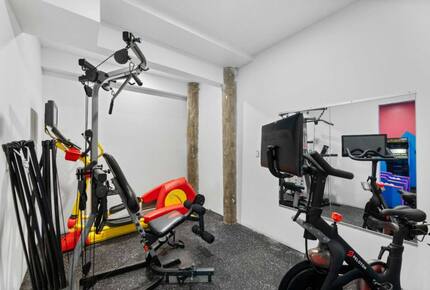 Modern Beach Haven Escape with Endless Amenities - Beach Haven, New Jersey