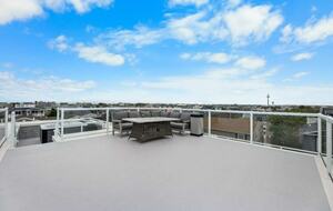 Modern Beach Haven Escape with Endless Amenities - Beach Haven, New Jersey