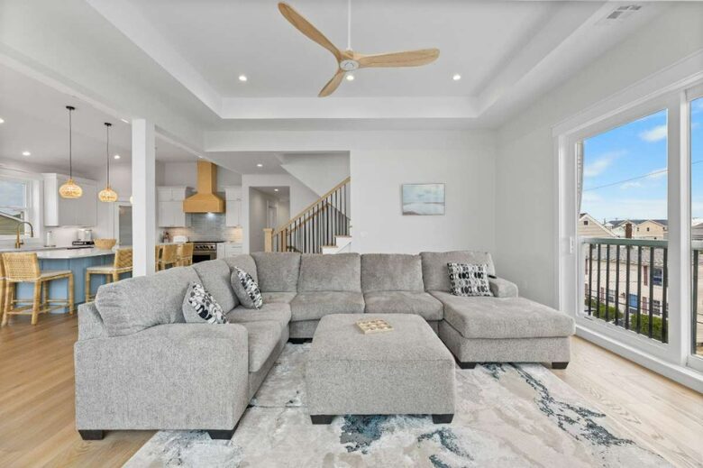 Modern Beach Haven Escape with Endless Amenities - Beach Haven, New Jersey