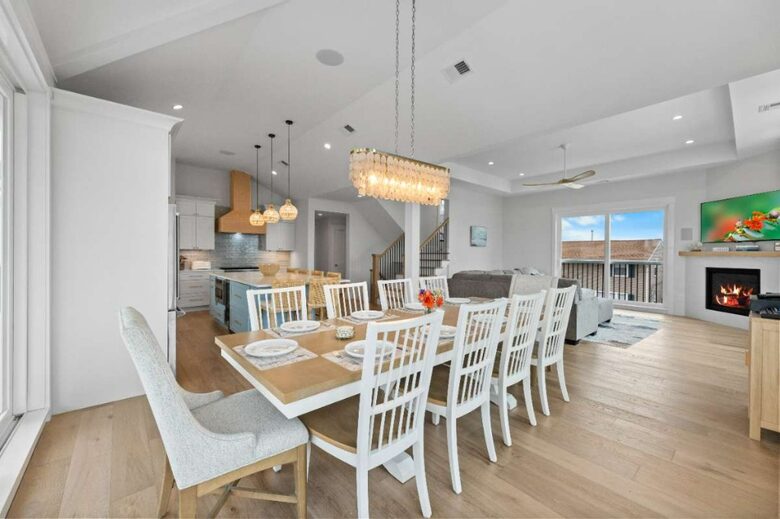 Modern Beach Haven Escape with Endless Amenities - Beach Haven, New Jersey