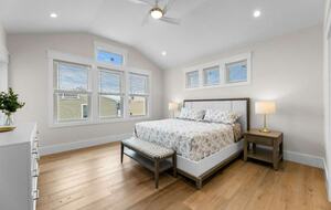 Modern Beach Haven Escape with Endless Amenities - Beach Haven, New Jersey