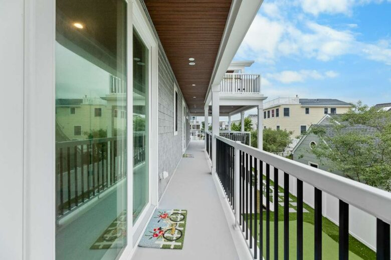 Modern Beach Haven Escape with Endless Amenities - Beach Haven, New Jersey