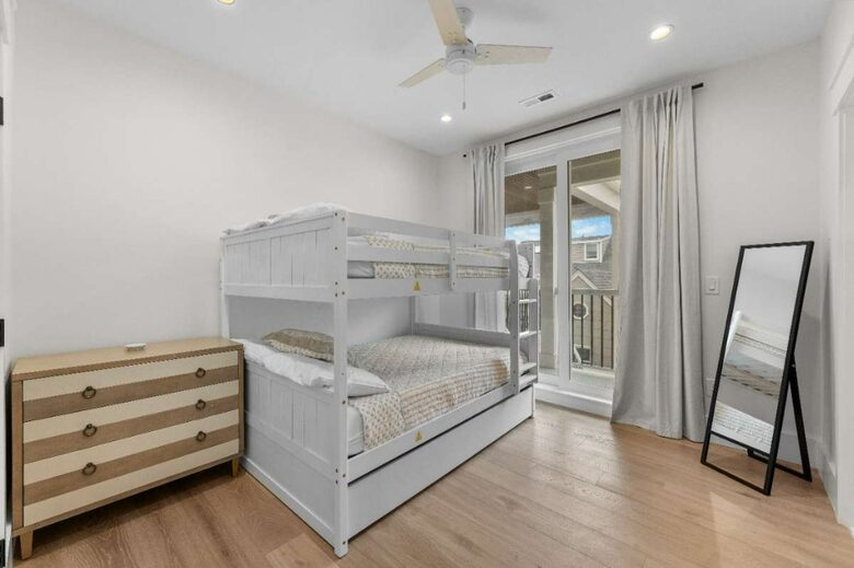 Modern Beach Haven Escape with Endless Amenities - Beach Haven, New Jersey