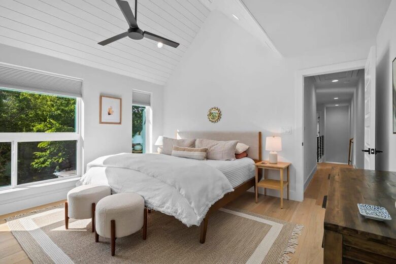 Modern Comfort in Walkable East Austin - Austin, Texas