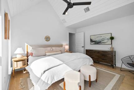 Modern Comfort in Walkable East Austin - Austin, Texas