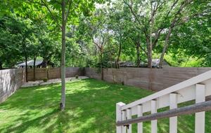 Modern Comfort in Walkable East Austin - Austin, Texas