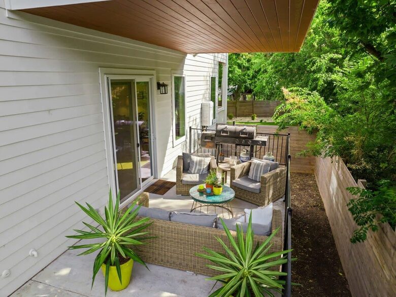 Modern Comfort in Walkable East Austin - Austin, Texas