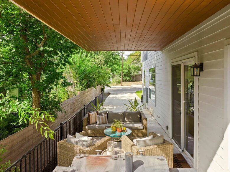 Modern Comfort in Walkable East Austin - Austin, Texas