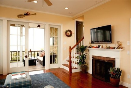 Oceanfront Rhode Island Beachhouse