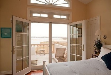 Oceanfront Rhode Island Beachhouse - Charlestown, Rhode Island