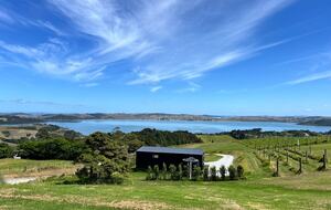 Coastal Farm Getaway Overlooking the Kaipara - Wharehine, New Zealand
