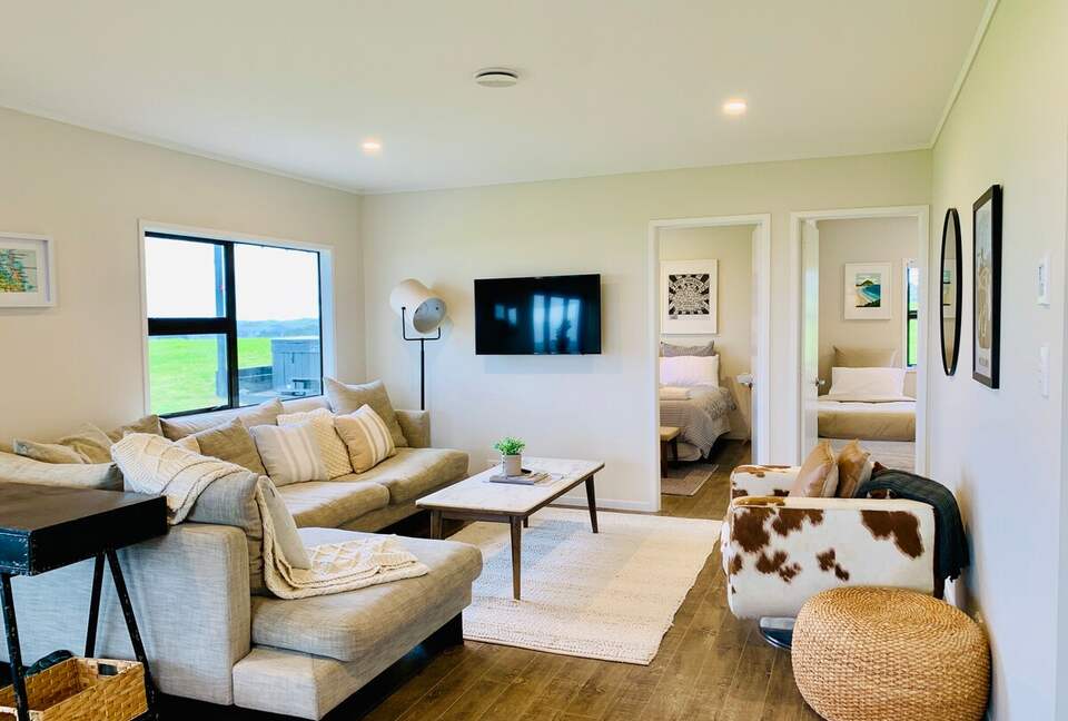 Coastal Farm Getaway Overlooking the Kaipara - Wharehine, New Zealand