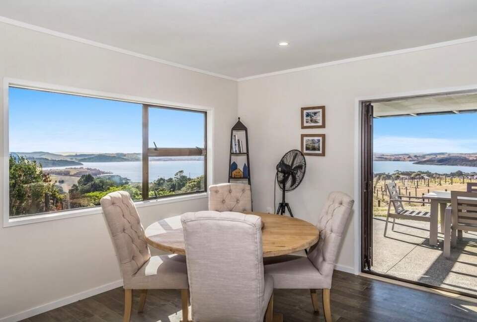 Coastal Farm Getaway Overlooking the Kaipara - Wharehine, New Zealand