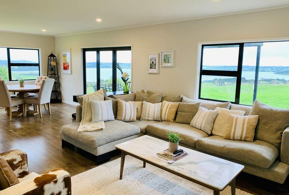 Coastal Farm Getaway Overlooking the Kaipara - Wharehine, New Zealand