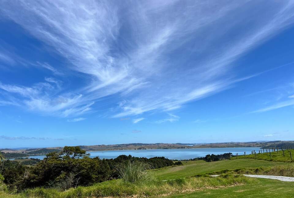 Coastal Farm Getaway Overlooking the Kaipara - Wharehine, New Zealand