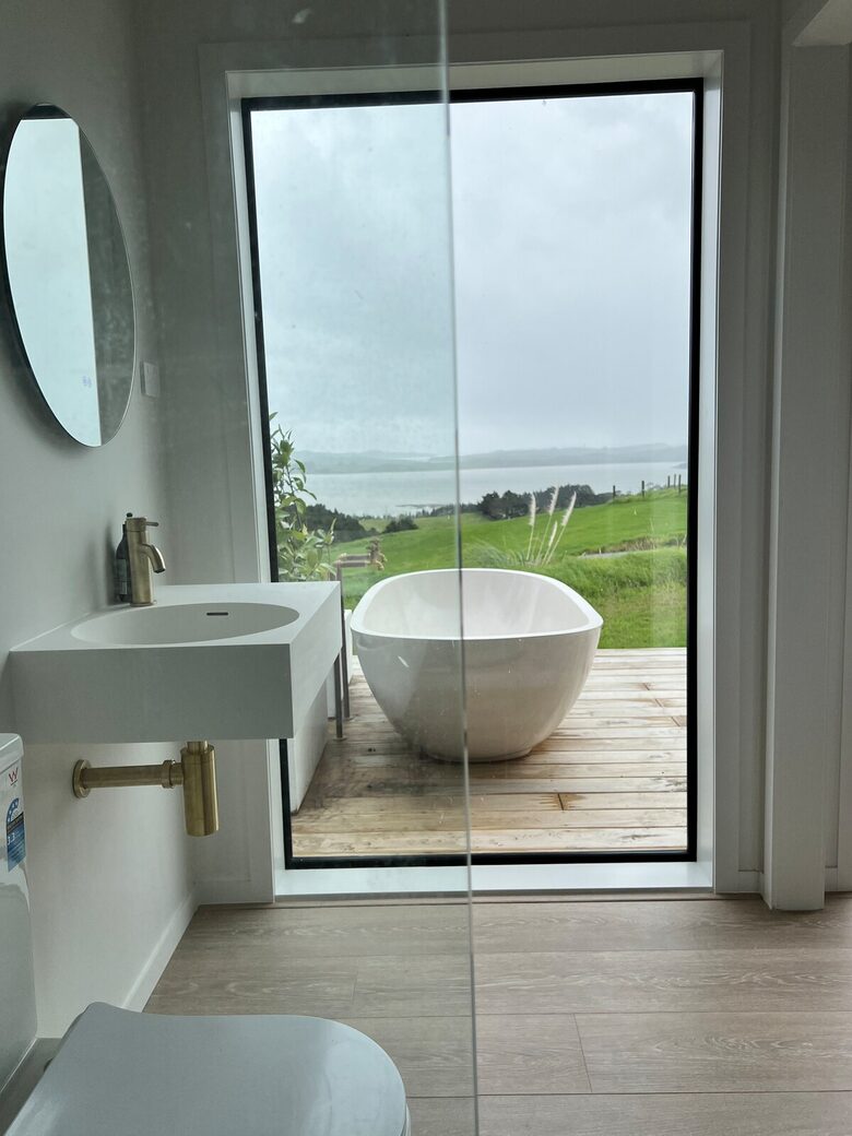 Coastal Farm Getaway Overlooking the Kaipara - Wharehine, New Zealand