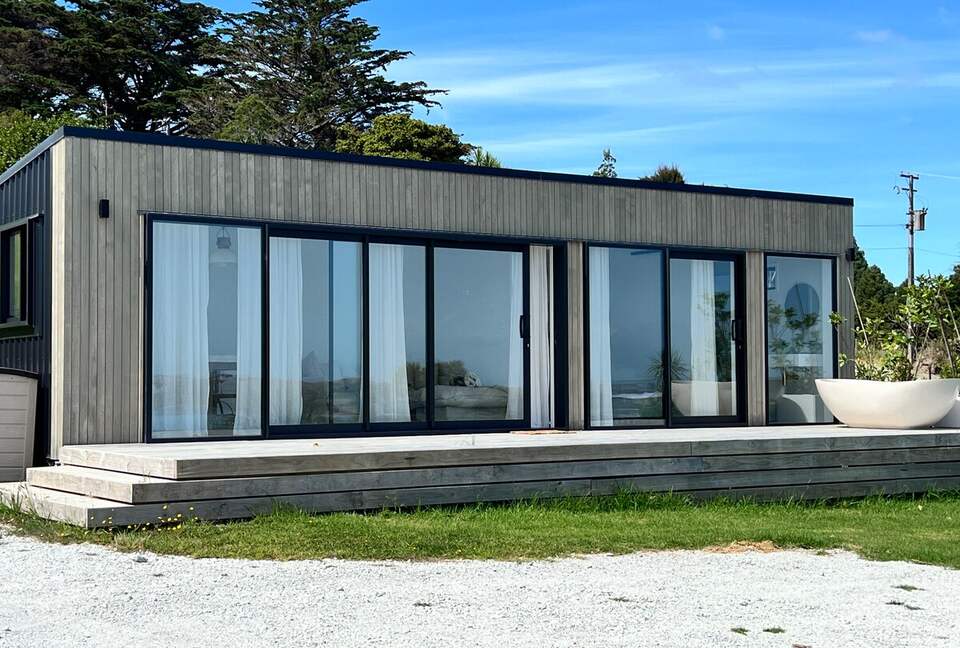 Coastal Farm Getaway Overlooking the Kaipara - Wharehine, New Zealand
