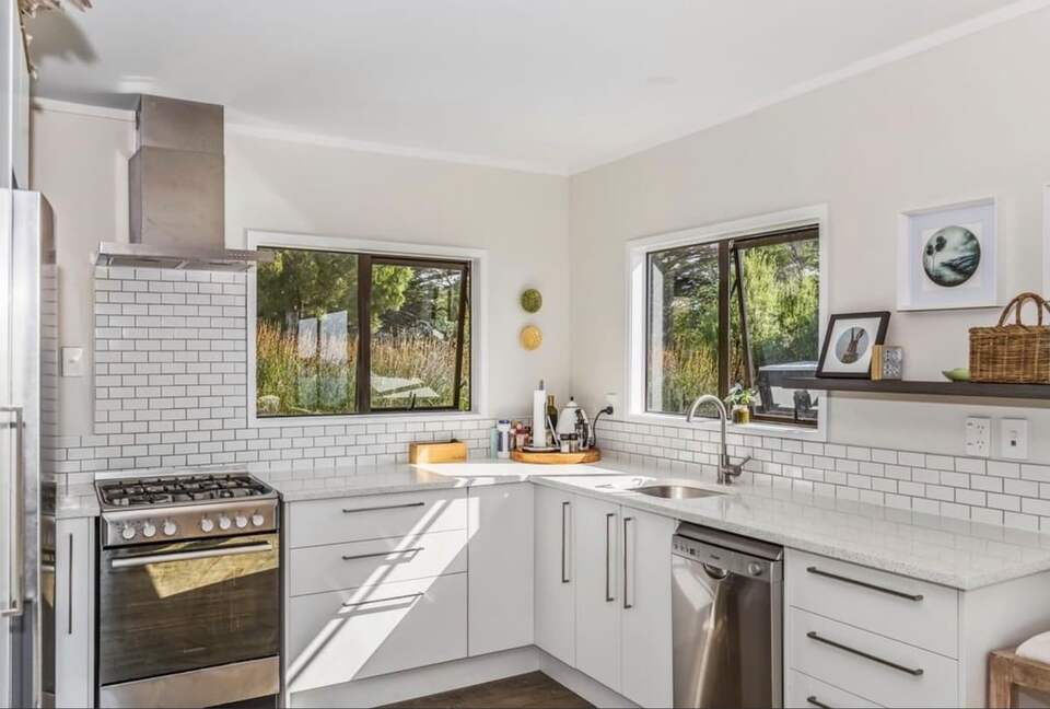 Coastal Farm Getaway Overlooking the Kaipara - Wharehine, New Zealand