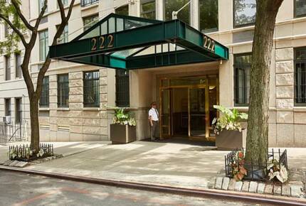 Elegant Upper West Side Apartment with Parkside Views - New York City, New York