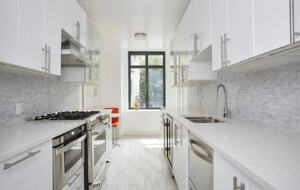 Elegant Upper West Side Apartment with Parkside Views - New York City, New York