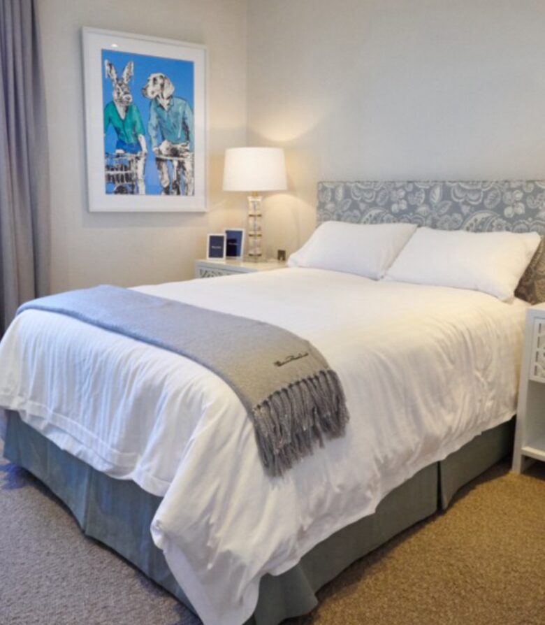 Contemporary Beachside Penthouse with Panoramic Sea Views - Bronte, Australia