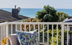 Endless Summer by the Sea - Mount Maunganui, New Zealand