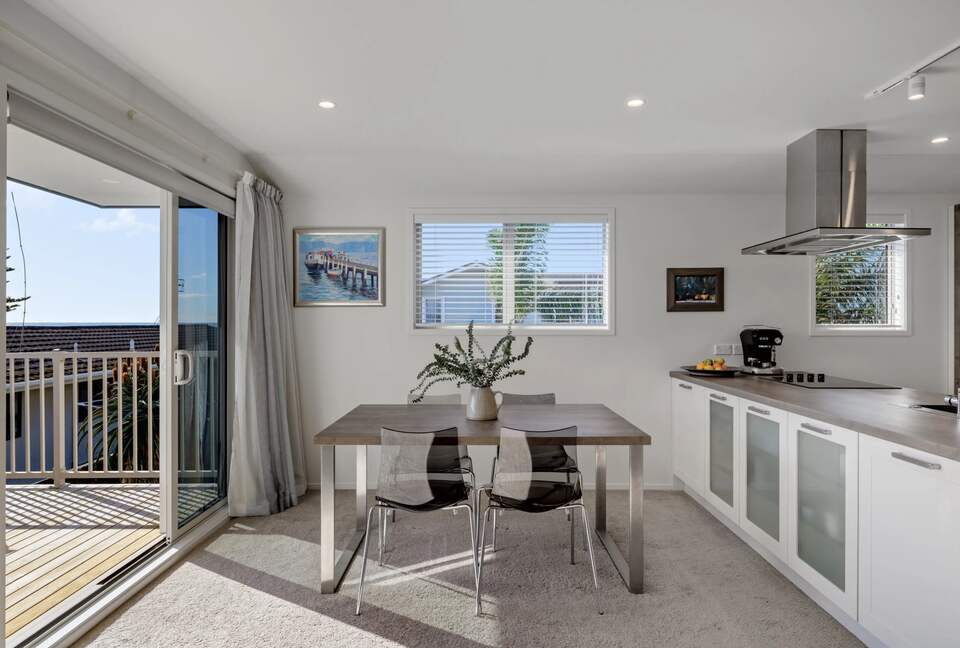 Endless Summer by the Sea - Mount Maunganui, New Zealand