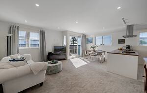 Endless Summer by the Sea - Mount Maunganui, New Zealand