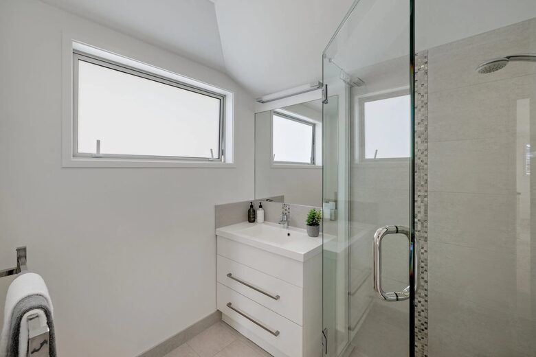 Endless Summer by the Sea - Mount Maunganui, New Zealand