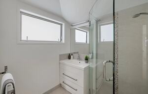 Endless Summer by the Sea - Mount Maunganui, New Zealand