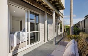 Endless Summer by the Sea - Mount Maunganui, New Zealand