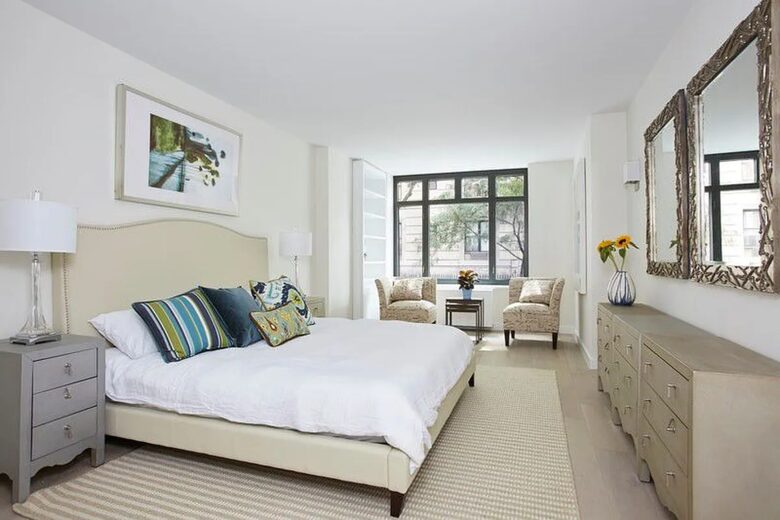 Elegant Upper West Side Apartment with Parkside Views - New York City, New York