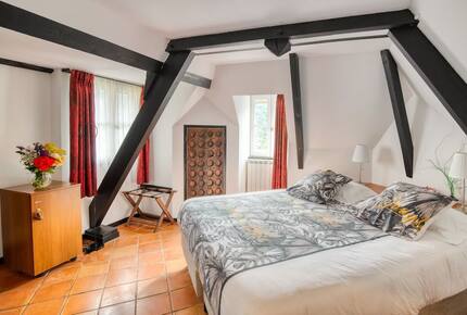 Timeless Elegance in the French Countryside - La Fouillade, France