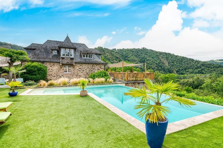 Timeless Elegance in the French Countryside - La Fouillade, France