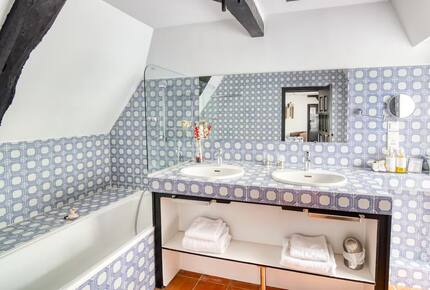 Timeless Elegance in the French Countryside - La Fouillade, France