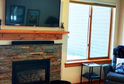 Modern Edwards Retreat on the Eagle River - Edwards, Colorado