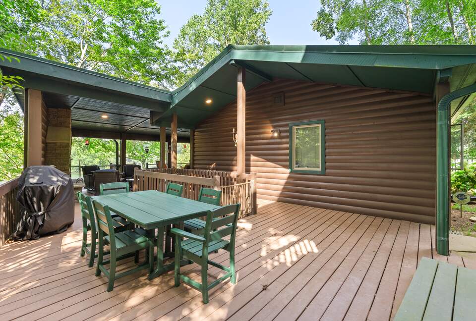 Elegant Mountain-Lake Residence in Cullowhee - Cullowhee, North Carolina