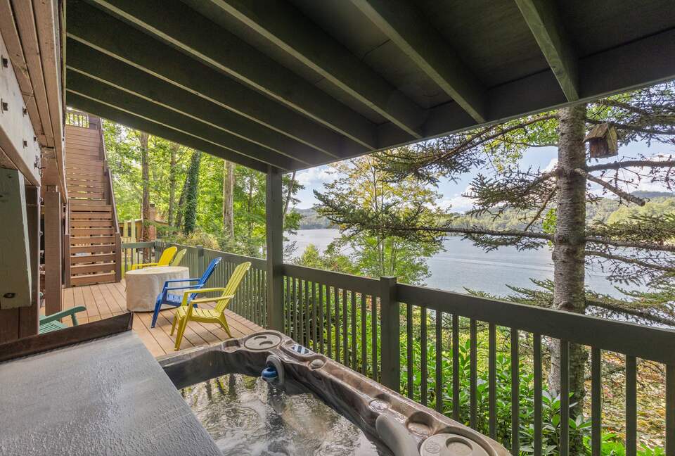 Elegant Mountain-Lake Residence in Cullowhee - Cullowhee, North Carolina