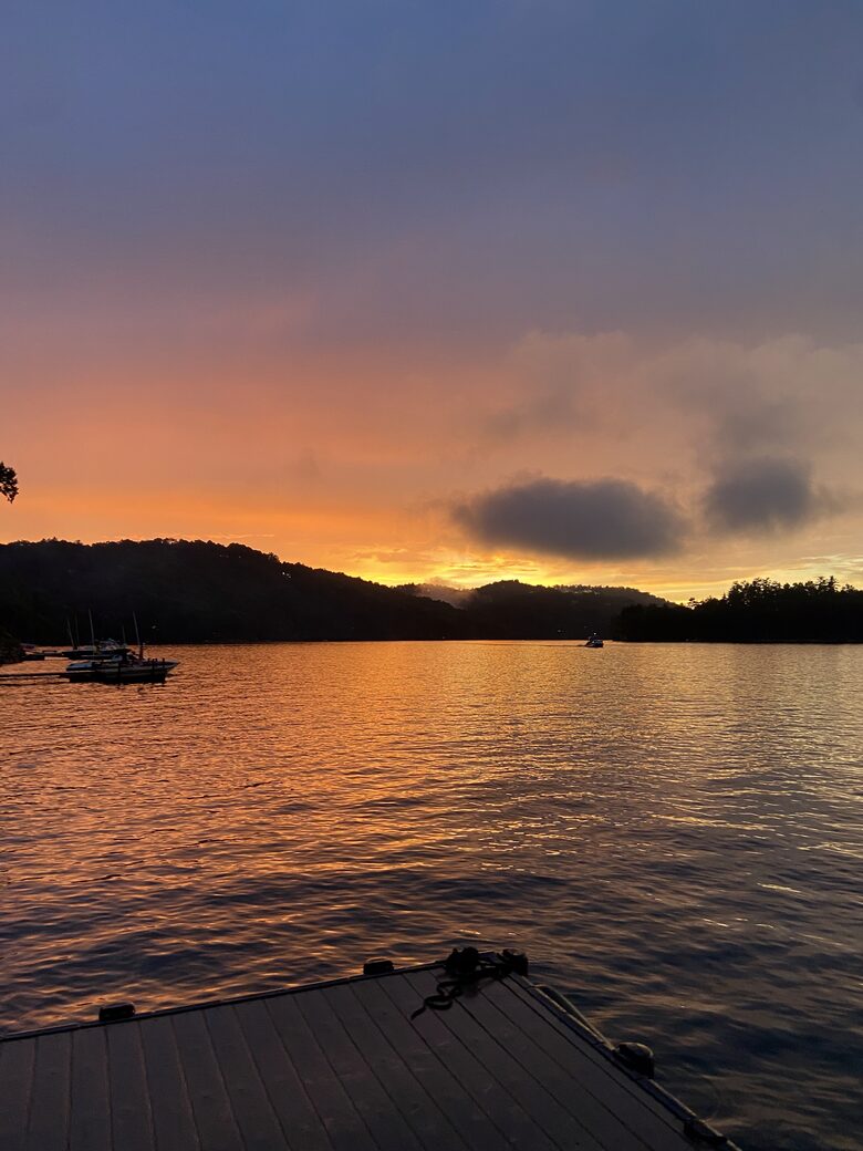 Elegant Mountain-Lake Residence in Cullowhee - Cullowhee, North Carolina