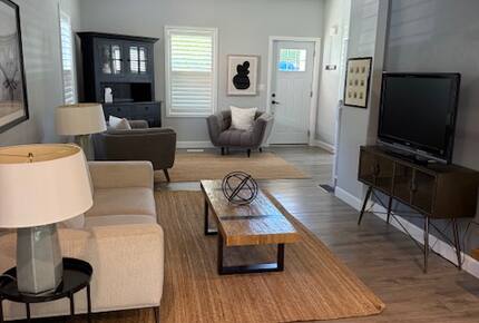 Cheerful Getaway In Historic Port Hope - Port Hope, Canada