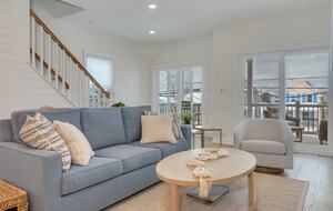 Modern 5-Bed Retreat Steps from Beach & Boardwalk - North Wildwood, New Jersey