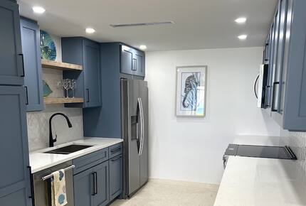 Seaside Escape on Grand Cayman’s Shoreline - West Bay, Cayman Islands