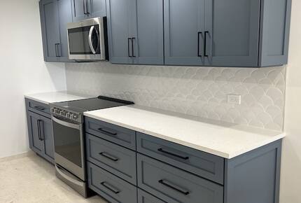 Seaside Escape on Grand Cayman’s Shoreline - West Bay, Cayman Islands