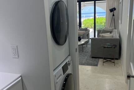 Seaside Escape on Grand Cayman’s Shoreline - West Bay, Cayman Islands