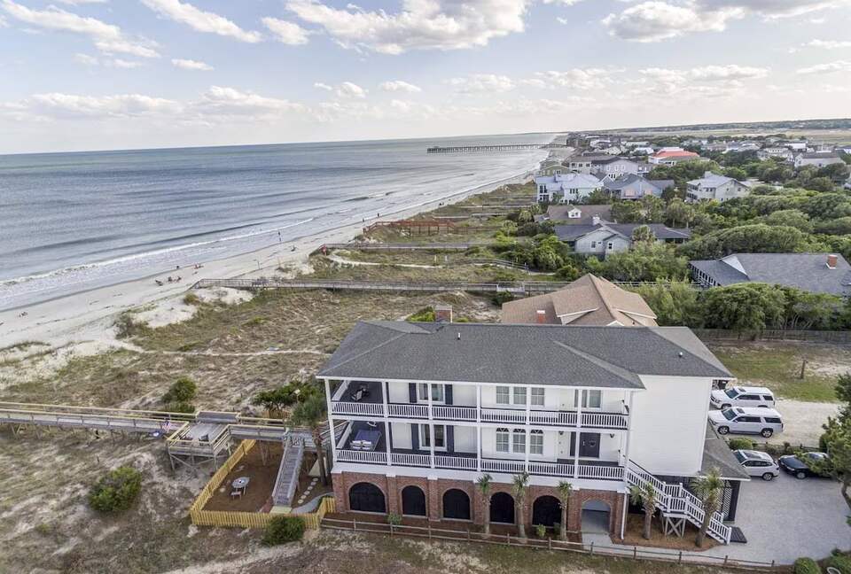 Creek and Coast Retreat with Breathtaking Views - Pawleys Island, South Carolina
