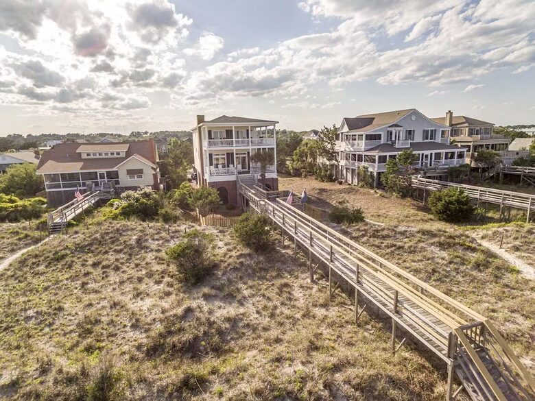 Creek and Coast Retreat with Breathtaking Views - Pawleys Island, South Carolina