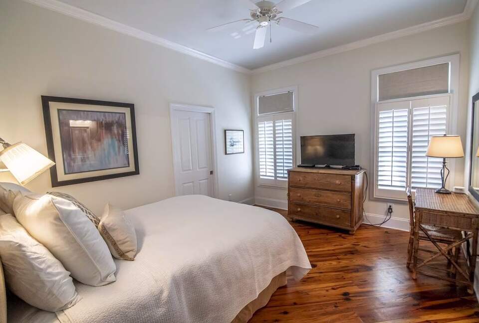 Creek and Coast Retreat with Breathtaking Views - Pawleys Island, South Carolina